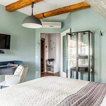 Harmonia Erkéllyel és Szaunaval Balatonfüred